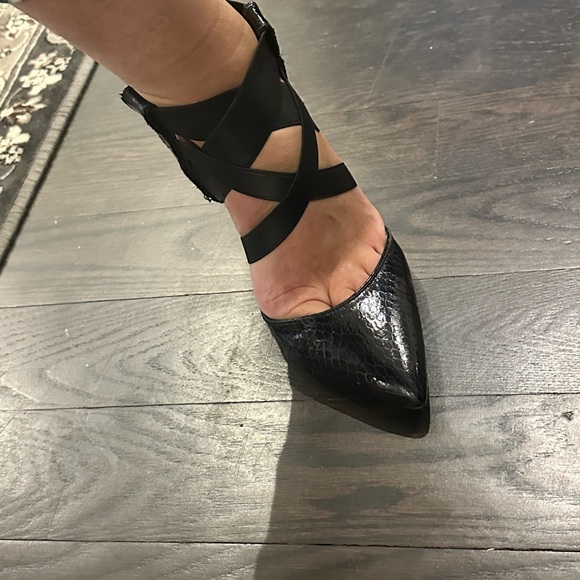 Size 8 Nine West Heels - Picture 3 of 7